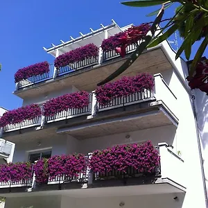 Aparthotel Ola