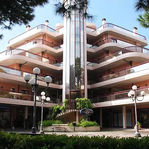 Aparthotel Crystal Palace